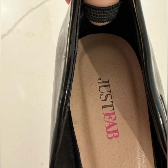 JustFab Black Heels 9-ish - Picture 3 of 4